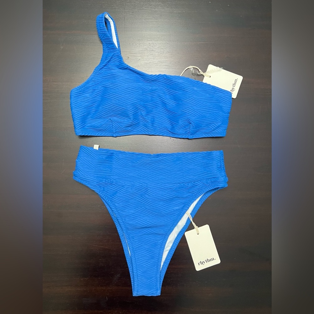 NWT Rhythm - Bikini Set - Maldives Asymetric Top & Hi Hip Bottom-Size Small